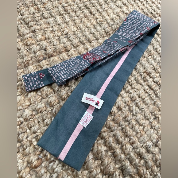 Vintage 60’s Novelty Tie, Sex Life of Bees - Picture 4 of 7